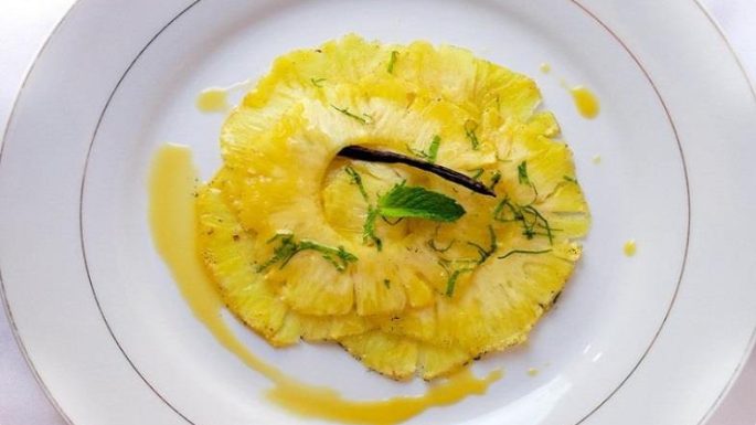 Carpaccio ananas sauce miel et citron