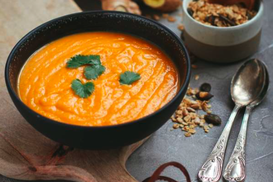 Velouté de patate douce, carotte et coco